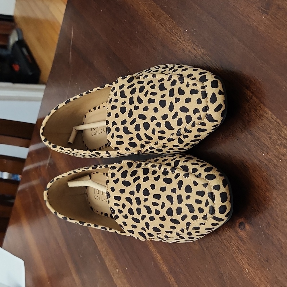 Womens cheetah print loafers